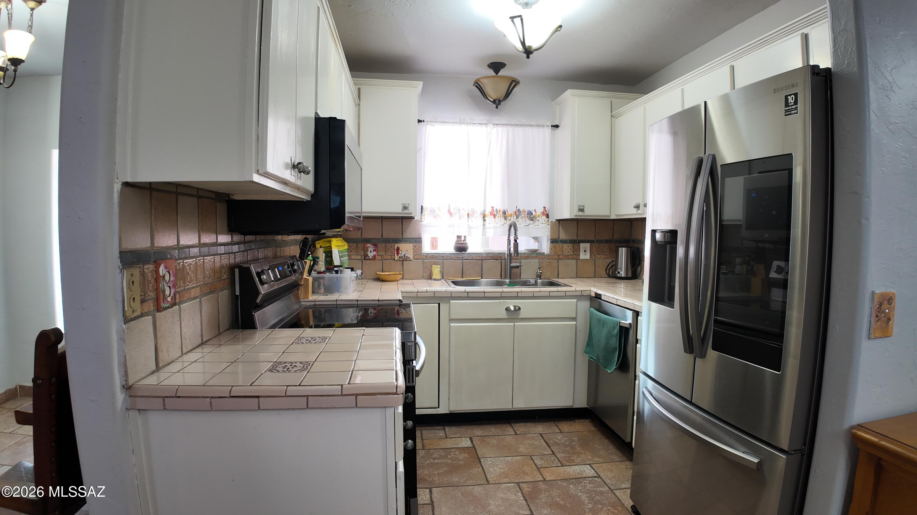188 Calle Pulpo Rio Rico, AZ 85648 - Photo 17 of 49 DJI_20260707135238_0721_D