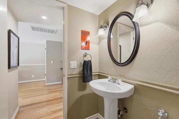 $1,049,000 | 6092 Calle De Amor, San Jose, CA 95124