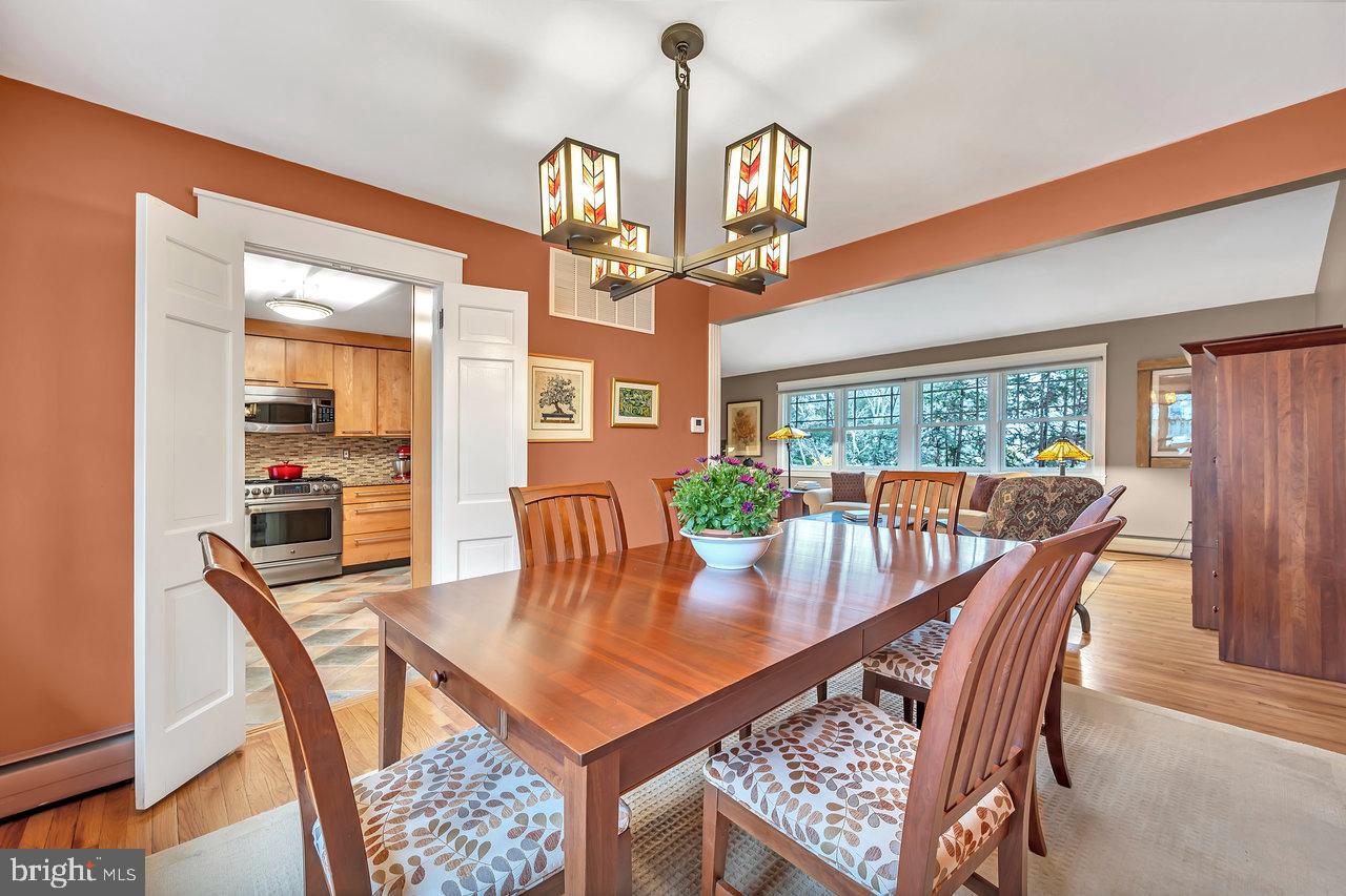 13 Griggs Road Cranbury, NJ 08512 - Photo 15 of 38