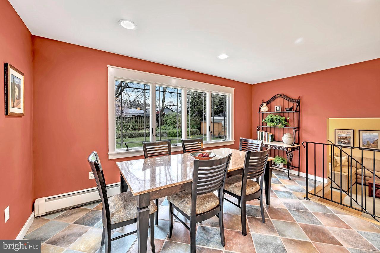 13 Griggs Road Cranbury, NJ 08512 - Photo 16 of 38