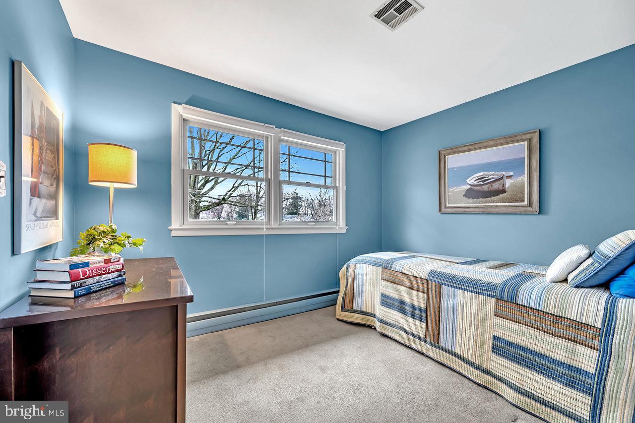 13 Griggs Road Cranbury, NJ 08512 - Photo 32 of 38