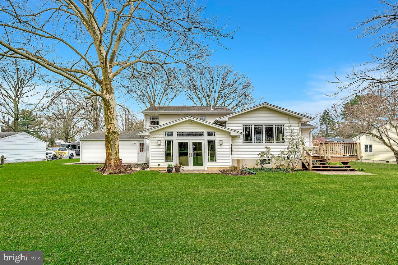 13 Griggs Road Cranbury, NJ 08512 - Photo 35 of 38