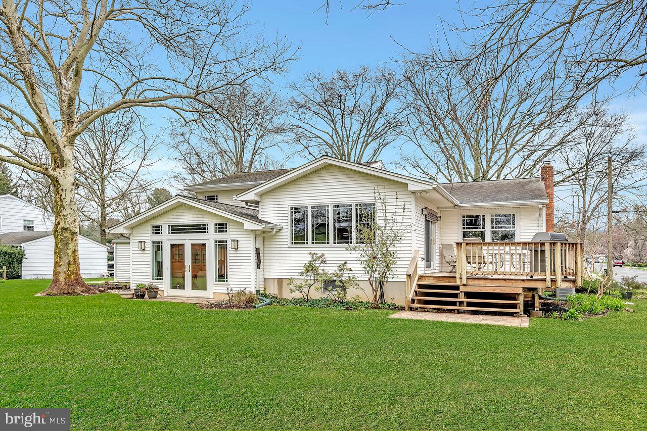 13 Griggs Road Cranbury, NJ 08512 - Photo 36 of 38