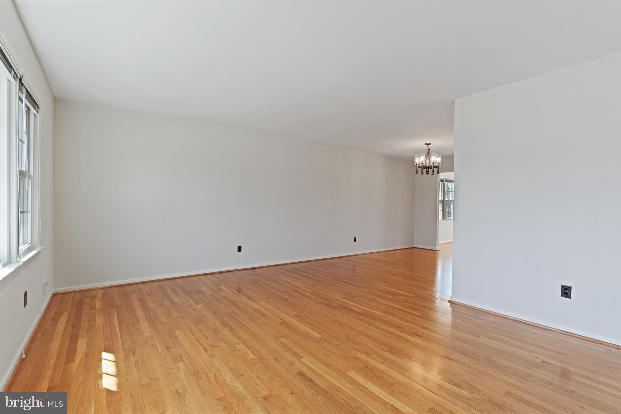 8309 Wagon Wheel Road Alexandria, VA 22309 - Photo 5 of 41 Gallery Image 5