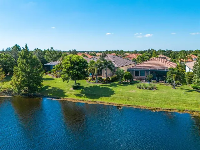 $899,000 | 16532 Hillside Circle, Lakewood Ranch, FL 34202