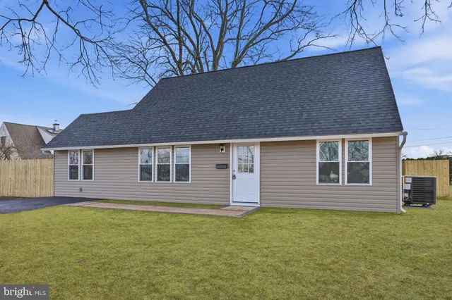 $454,900 | 152 Junewood Drive, Levittown, PA 19055