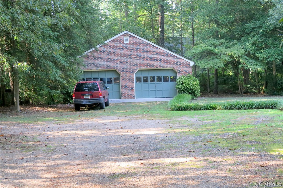 10820 Chalkley Road North Chesterfield, VA 23237 - Photo 7 of 38 Gallery Image 7
