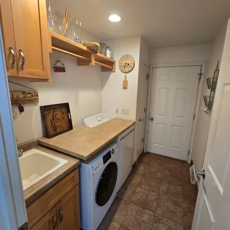 $499,900 | 1506 39th Avenue, Menominee, MI 49858