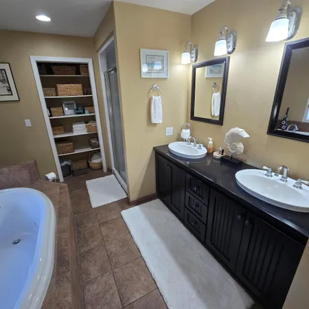 $499,900 | 1506 39th Avenue, Menominee, MI 49858
