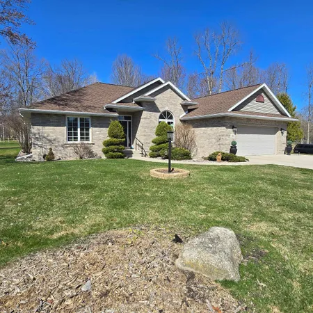 $499,900 | 1506 39th Avenue, Menominee, MI 49858