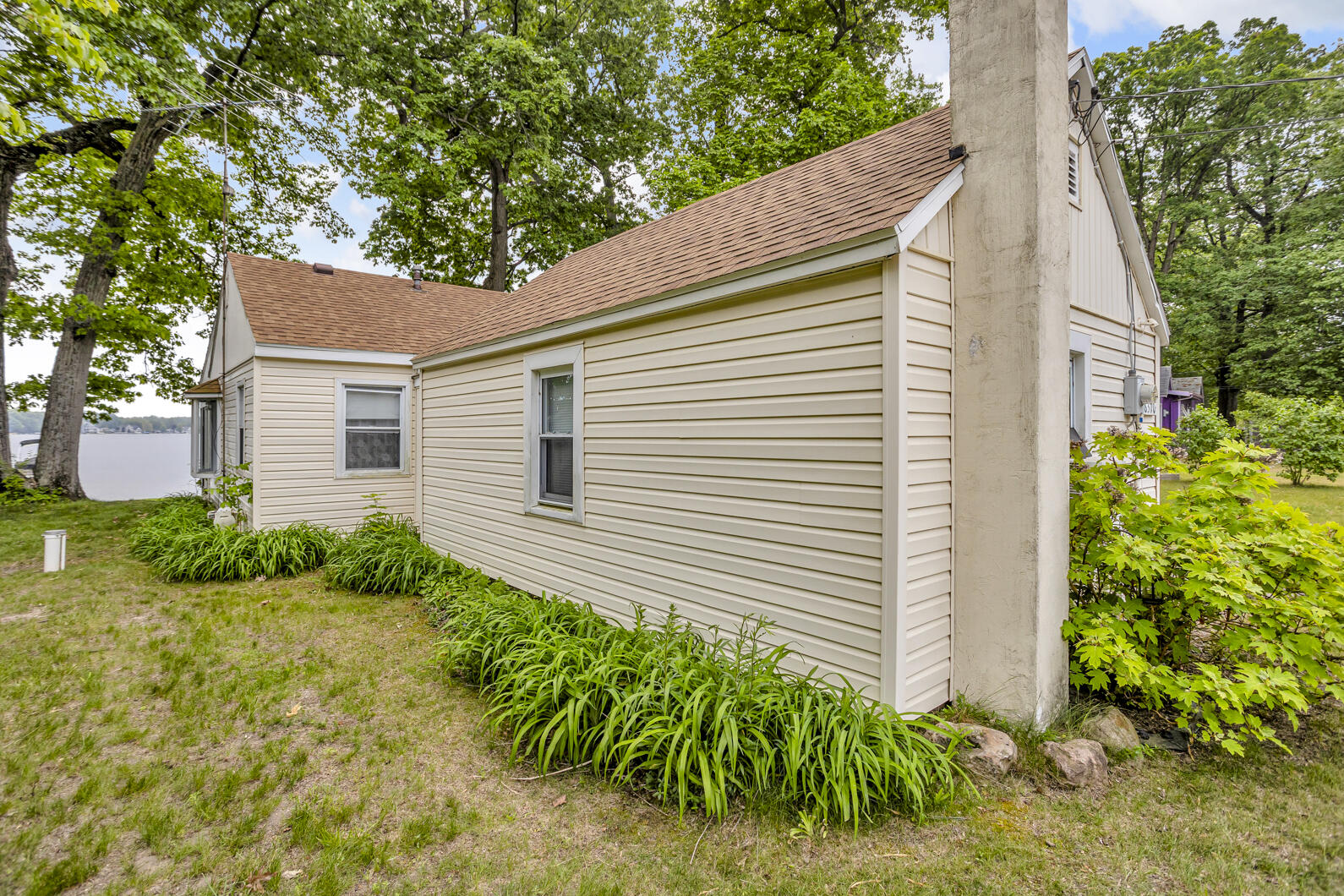 8370 Horton Beach Road Manitou Beach, MI 49253 - Photo 28 of 37 0N0A8373