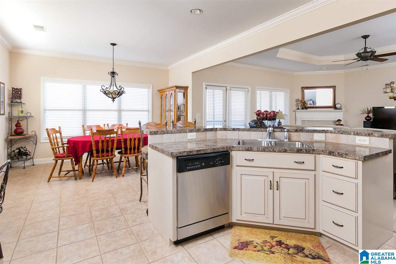 5596 Summit Pointe Pinson, AL 35126 - Photo 13 of 34