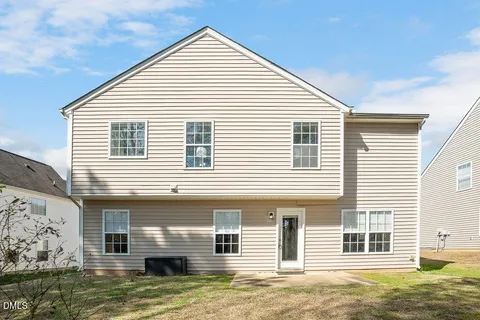 $460,000 | 505 Pyracantha Drive, Holly Springs, NC 27540