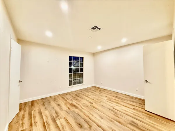 $1,700 | 11122 Village Bend Lane, Unit 1122, Houston, TX 77072