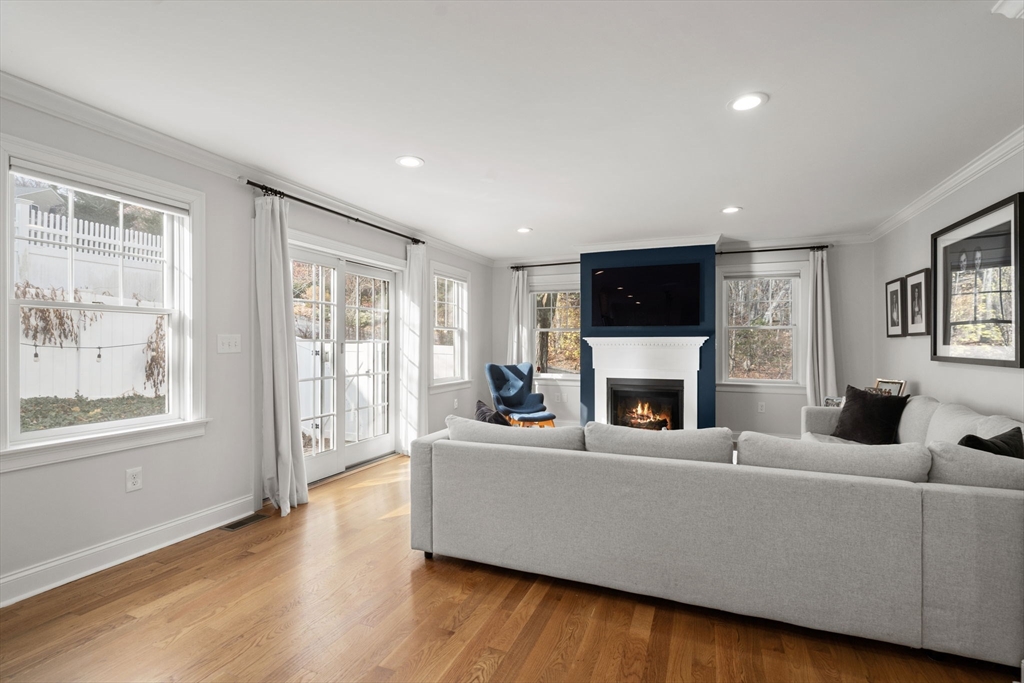 20 Westerly Street, Unit A Wellesley, MA 02482 - Photo 5 of 32 Gallery Image 5