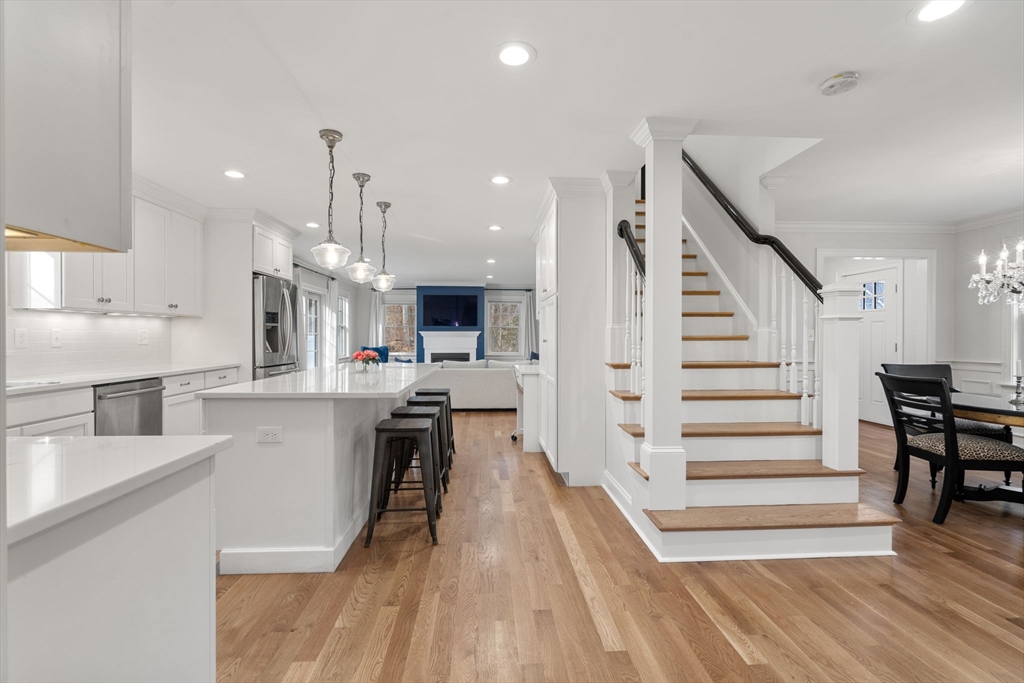 20 Westerly Street, Unit A Wellesley, MA 02482 - Photo 8 of 32 Gallery Image 8