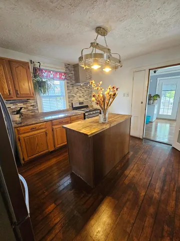 $445,000 | 16 Kincaid Street, South Portland, ME 04106