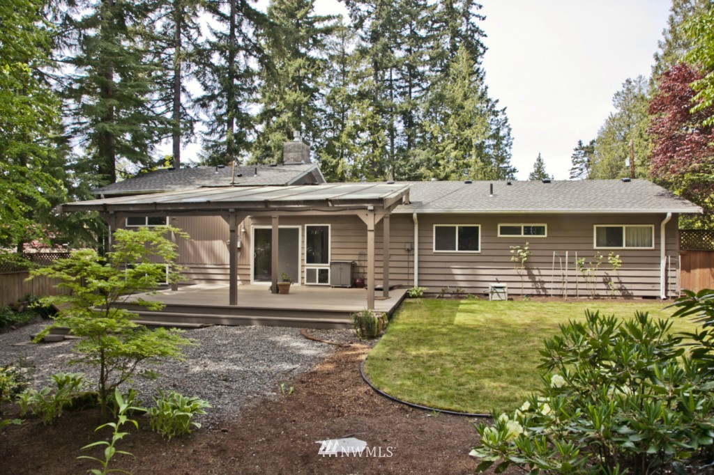 744 15th Way Southwest Edmonds, WA 98020 - Photo 12 of 15 Gallery Image 12