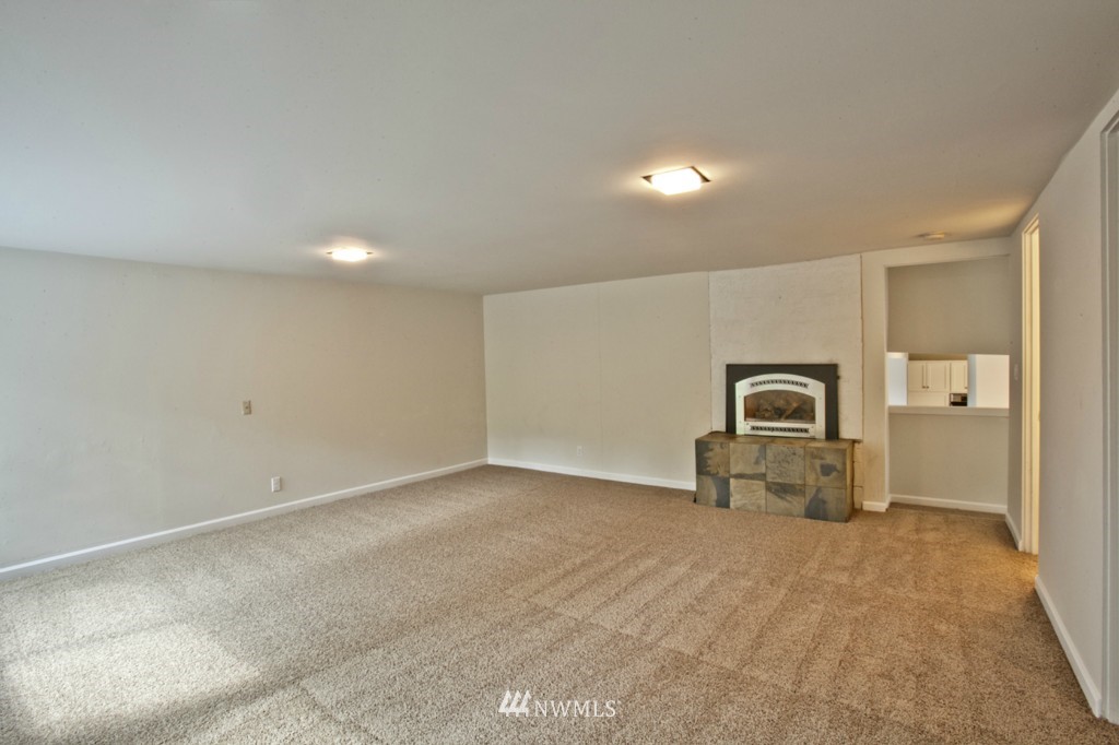 744 15th Way Southwest Edmonds, WA 98020 - Photo 10 of 15 Gallery Image 10