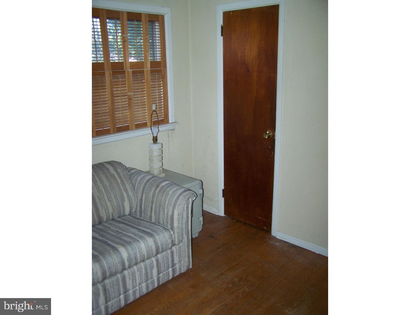 35 Weyburne Road Hamilton, NJ 08690 - Photo 12 of 19 Bedroom 3