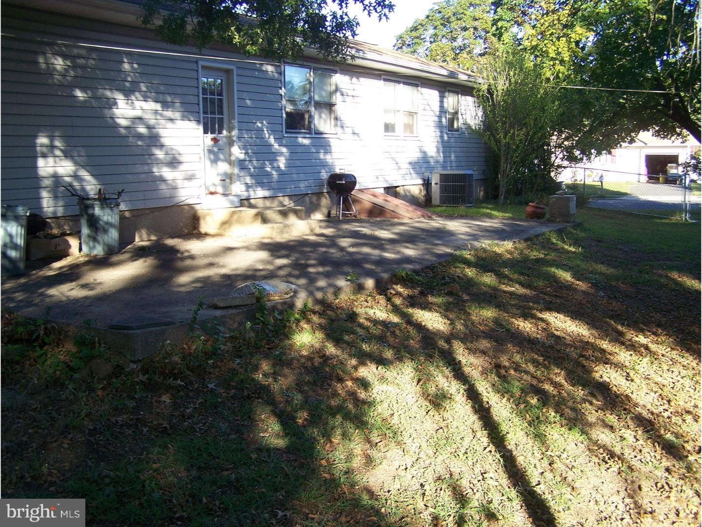 35 Weyburne Road Hamilton, NJ 08690 - Photo 16 of 19 Exterior Back