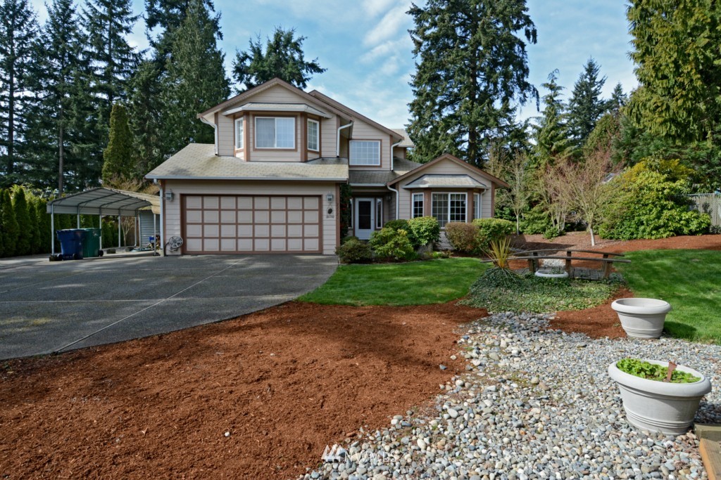 22720 Brier Road Brier, WA 98036 - Photo 3 of 22