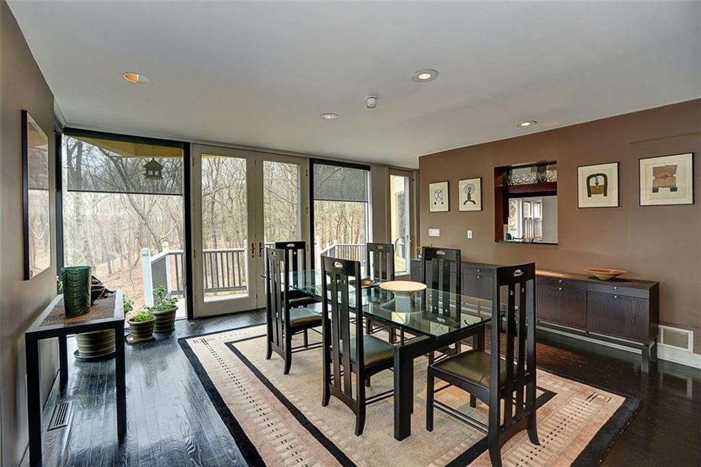 138 Oakhurst Road Pittsburgh, PA 15215 - Photo 6 of 18 Gallery Image 6