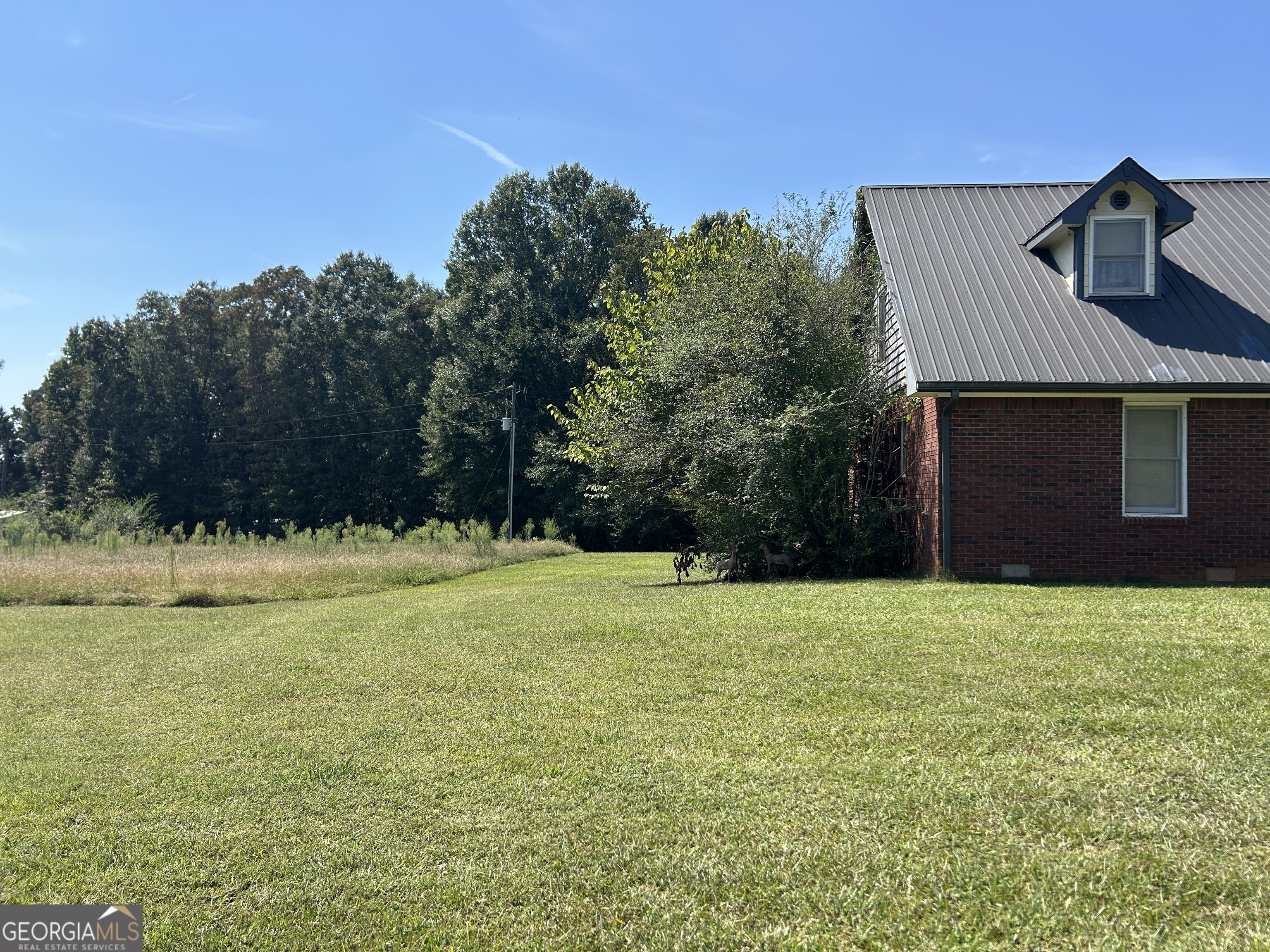 817 Yonah Homer Road Homer, GA 30547 - Photo 40 of 43 a yard with wooden fence