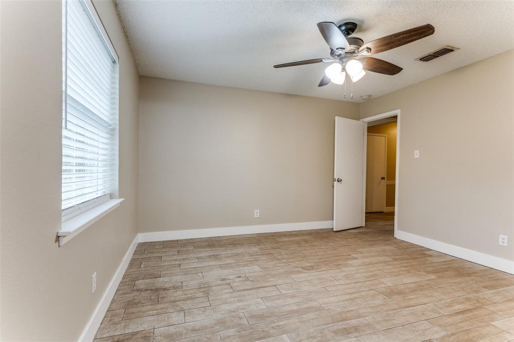 5900 Oak Hill Road Watauga, TX 76148 - Photo 15 of 25