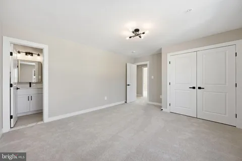 $899,000 | 607 Burgundy Drive, Rockville, MD 20850