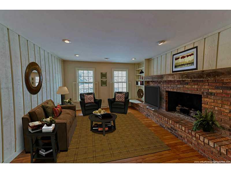 4241 North Riverside Drive Columbus, IN 47203 - Photo 3 of 24 Gallery Image 3