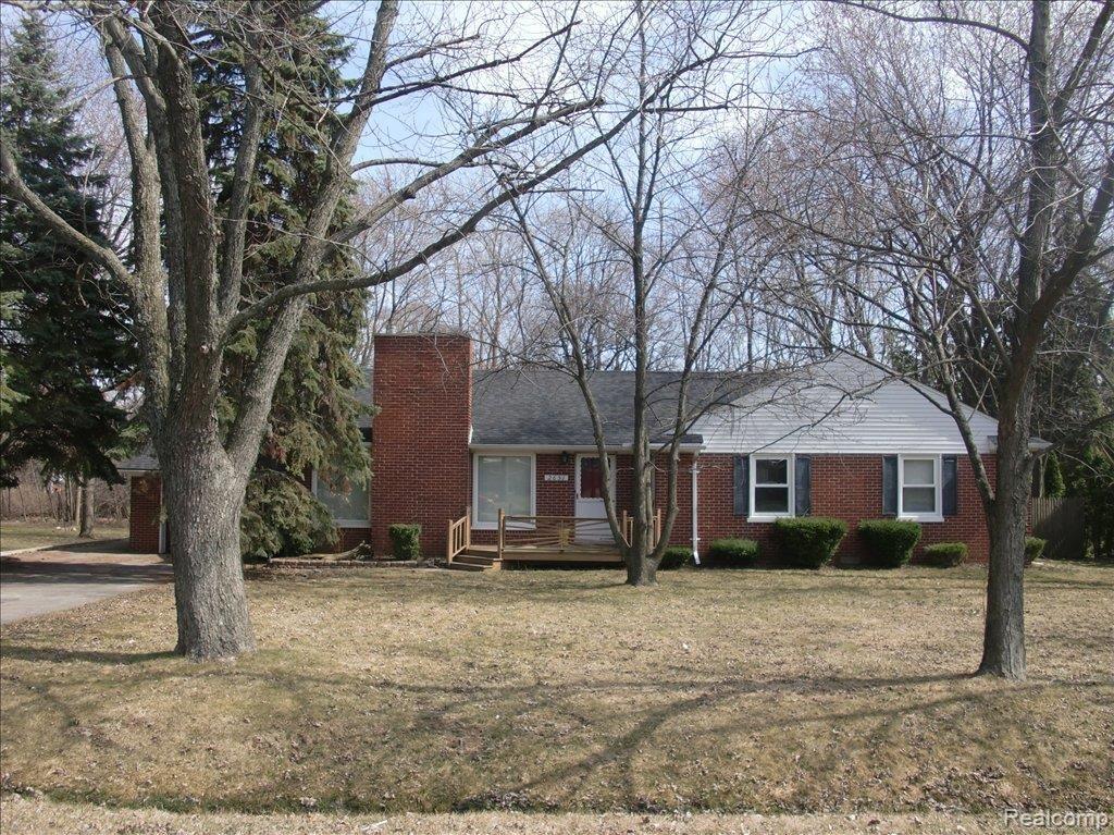 2651 Walbridge Drive Rochester, MI 48307 - Photo 1 of 15 CIMG2050