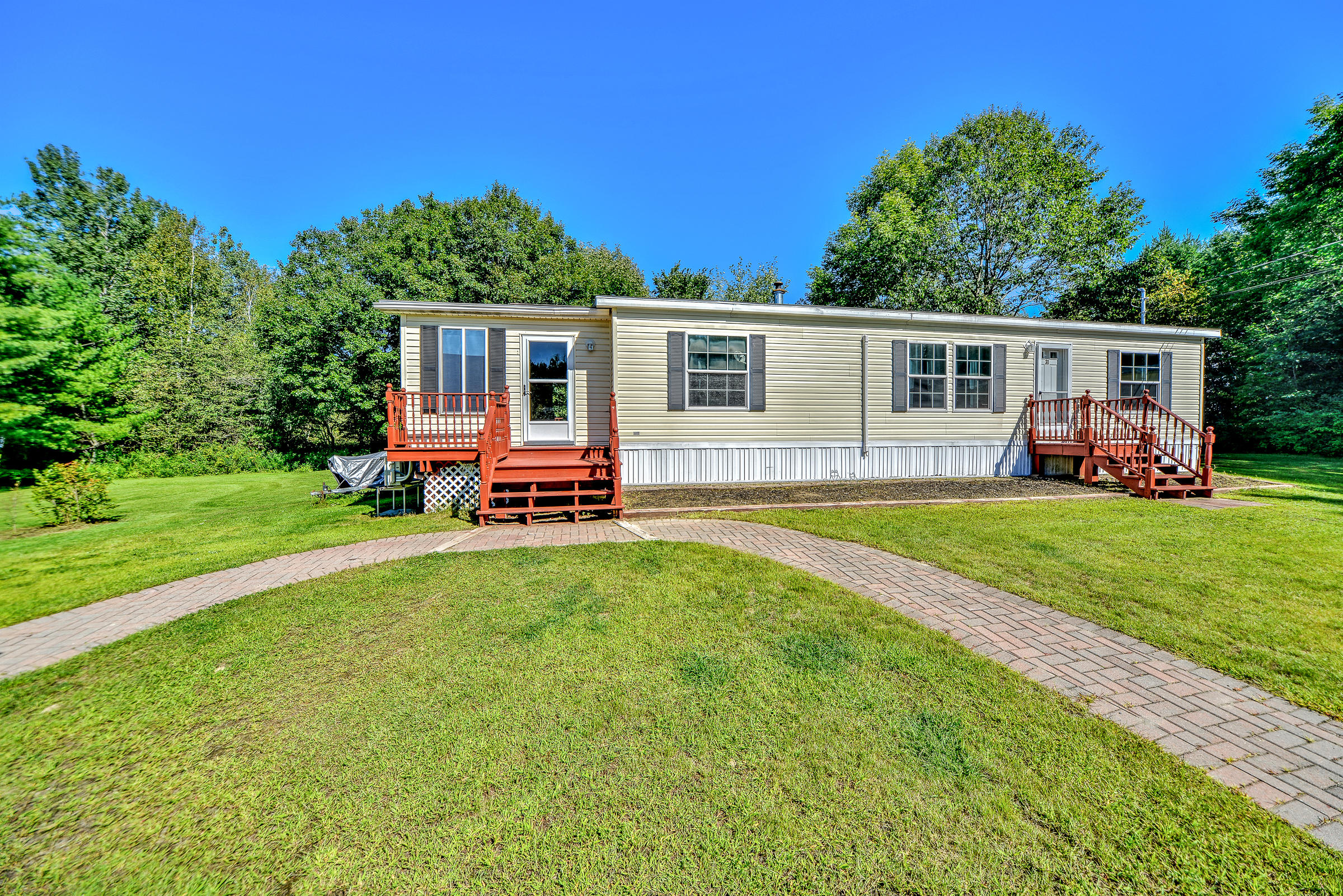 31 Mount Vernon Road Augusta, ME 04330 - Photo 2 of 22 1078123-8