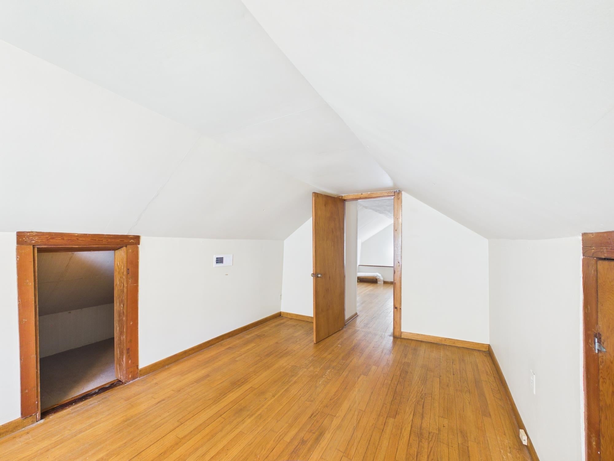 849 Grapevine Road Huntington, WV 25701 - Photo 11 of 22 Gallery Image 11