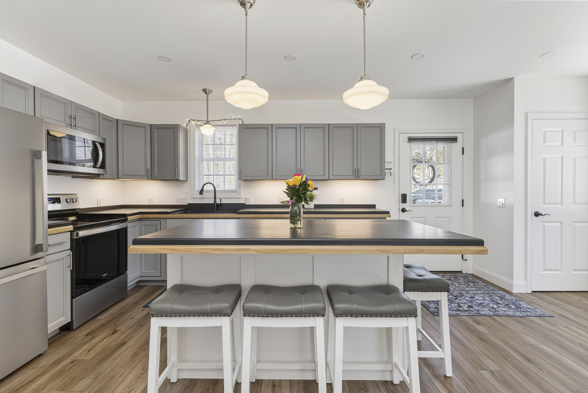 71 Chicopee Road Standish, ME 04084 - Photo 8 of 28 71 Chicopee Rd._W5_25