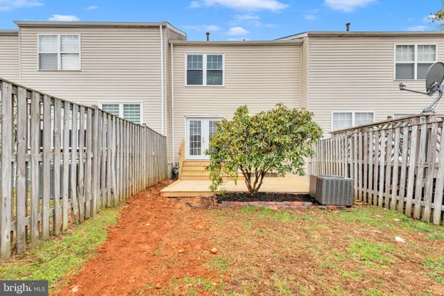 $379,000 | 4004 Windsor Heights Place, White Plains, MD 20695