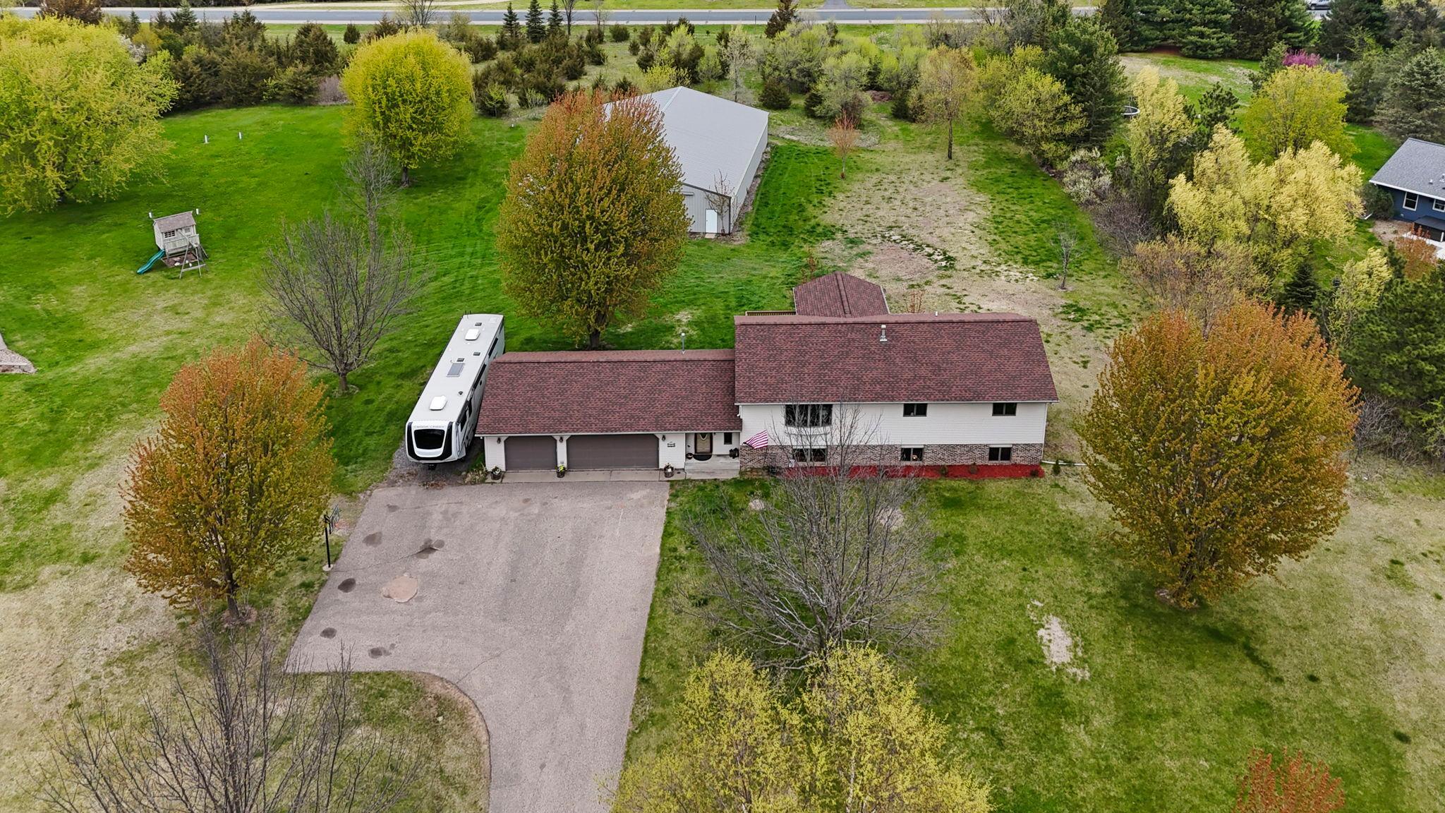 508 Little Orchard Road Hudson, WI 54016 - Photo 2 of 47