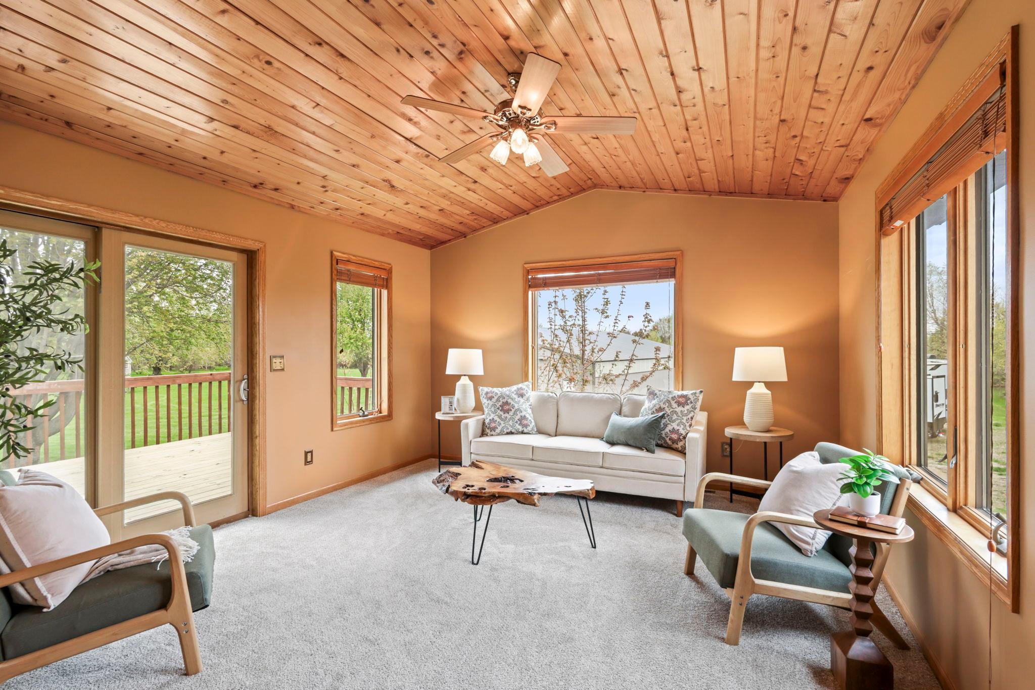 508 Little Orchard Road Hudson, WI 54016 - Photo 7 of 47