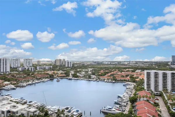 $5,000 | 21205 Yacht Club Drive, Unit 2403, Aventura, FL 33180