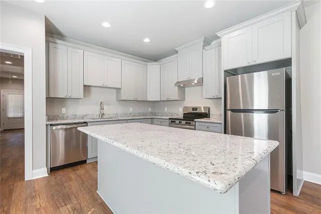 $1,975 | 518 Main Street, Unit A, Belle Chasse, LA 70037