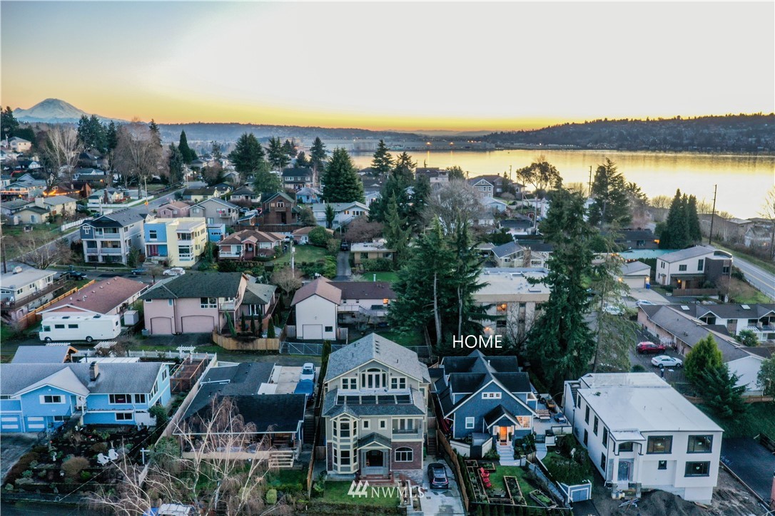 803 North 33rd Street Renton, WA 98056 - Photo 35 of 40 a view of city