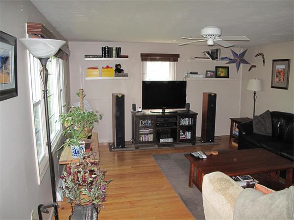 949 Ryan Road Northampton, MA 01062 - Photo 9 of 13