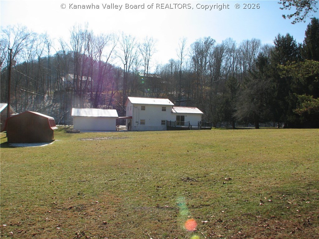 1008 Bills Creek Road Winfield, WV 25213 - Photo 4 of 25 Gallery Image 4