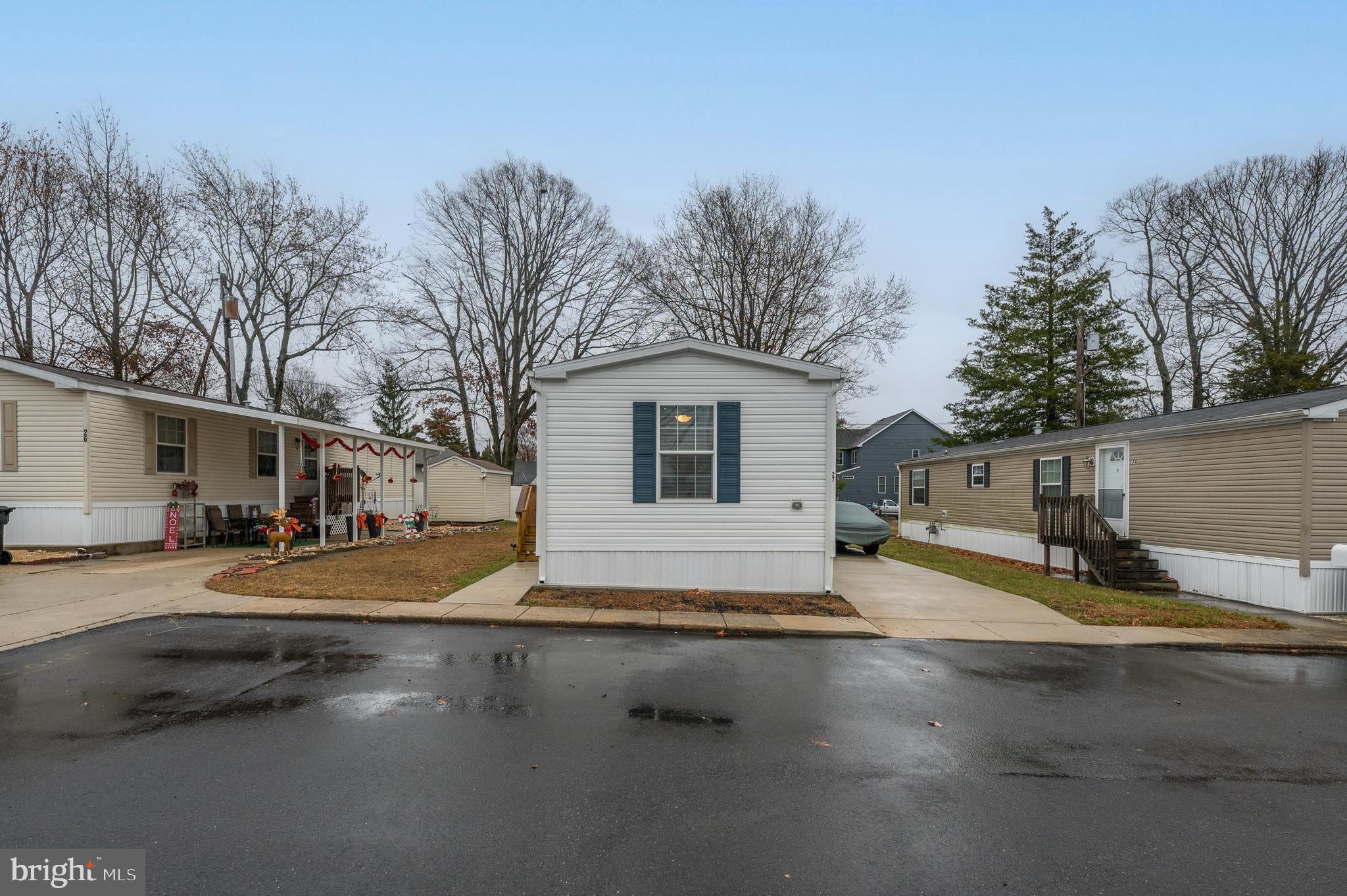 27 Bluebird Road Mantua, NJ 08051 - Photo 22 of 24 Front View