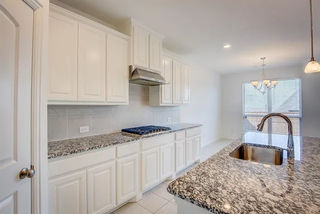 $2,395 | 144 Tierra Blanca Lane, Rhome, TX 76078