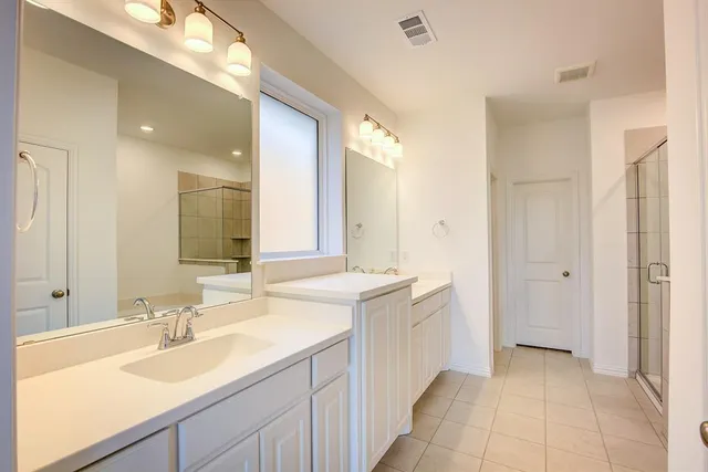 $2,395 | 144 Tierra Blanca Lane, Rhome, TX 76078