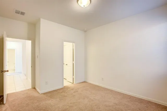 $2,395 | 144 Tierra Blanca Lane, Rhome, TX 76078