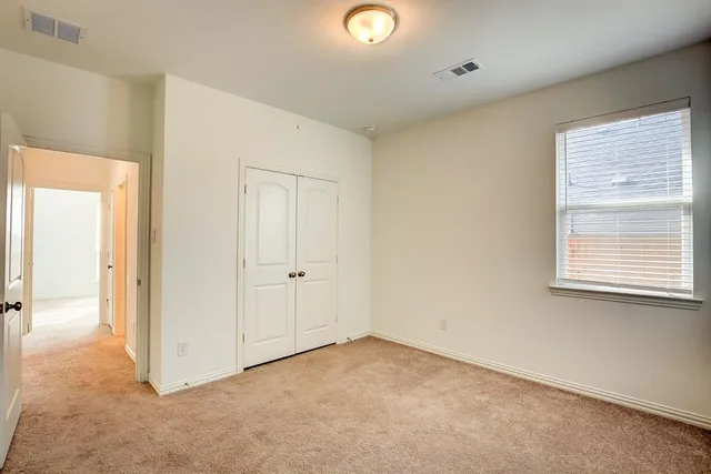 $2,395 | 144 Tierra Blanca Lane, Rhome, TX 76078