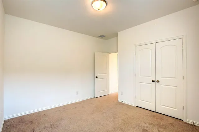 $2,395 | 144 Tierra Blanca Lane, Rhome, TX 76078