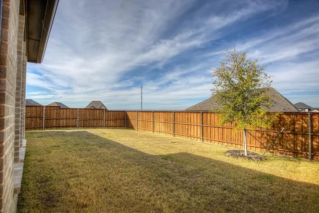 $2,395 | 144 Tierra Blanca Lane, Rhome, TX 76078